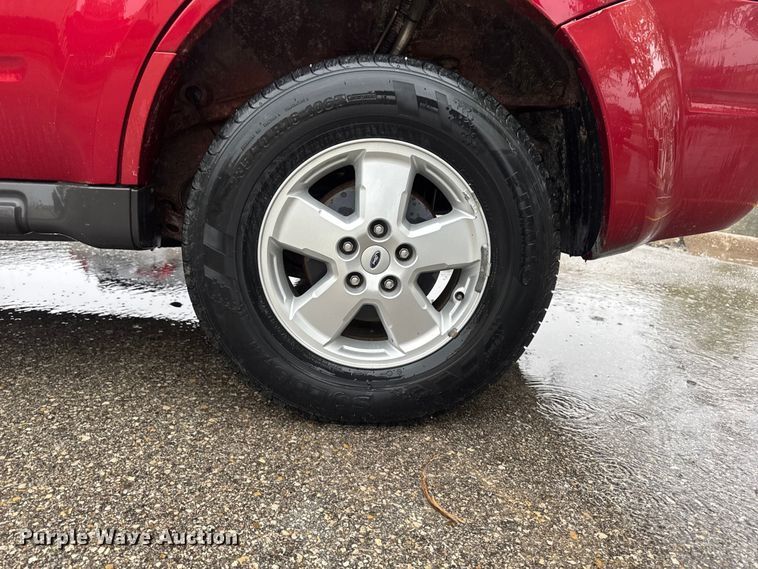 image for item ER0460 2008 Ford Escape SUV