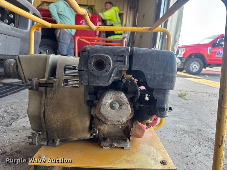 image for item ER0470 (2) pumps