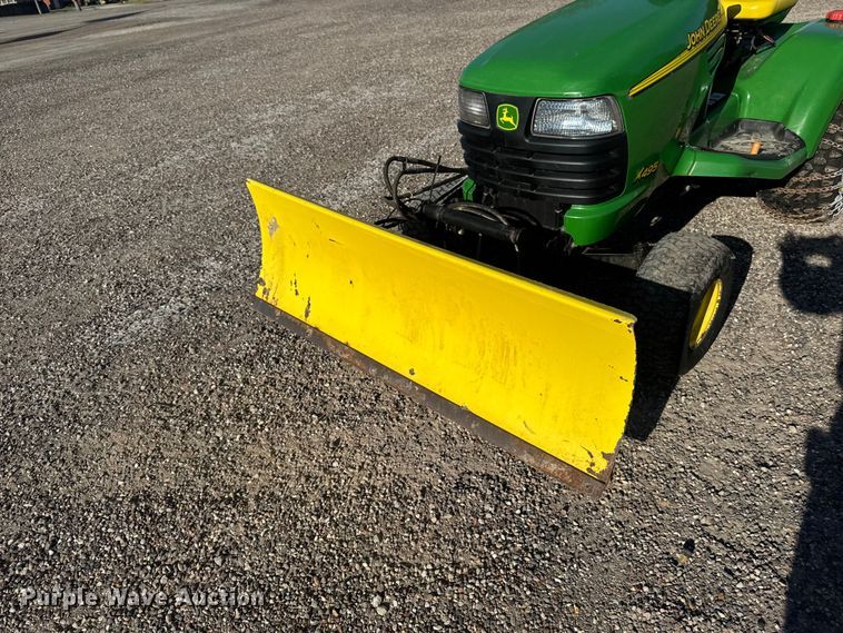 image for item ER0472 John Deere X495 lawn mower