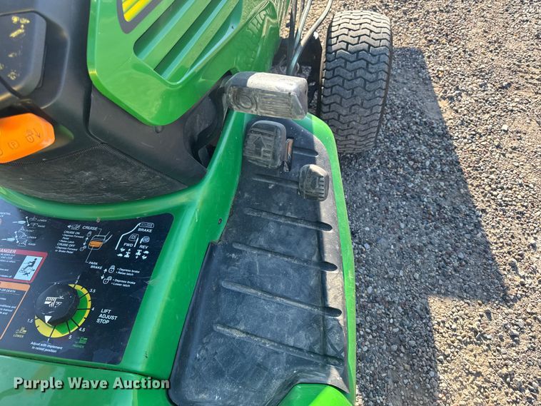 image for item ER0472 John Deere X495 lawn mower