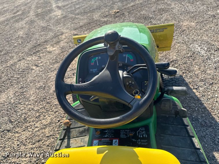 image for item ER0472 John Deere X495 lawn mower