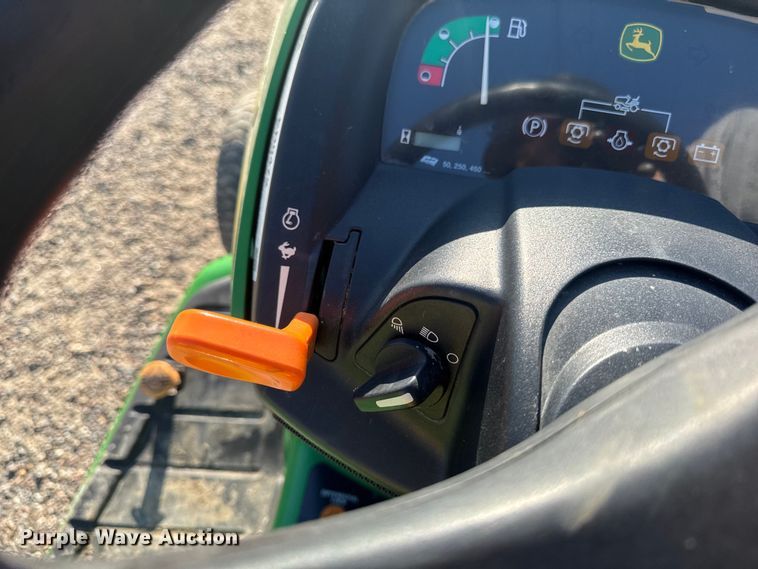 image for item ER0472 John Deere X495 lawn mower