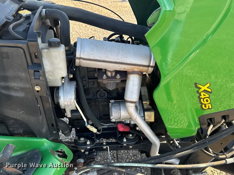 image for item ER0472 John Deere X495 lawn mower