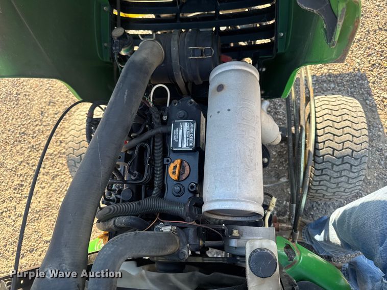 image for item ER0472 John Deere X495 lawn mower