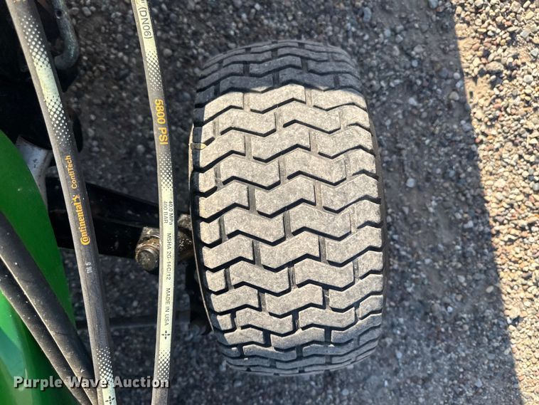 image for item ER0472 John Deere X495 lawn mower