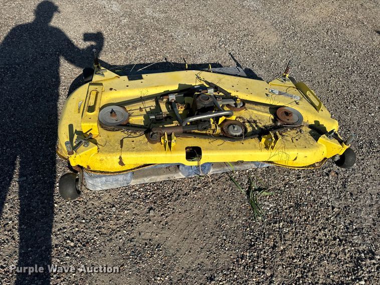 image for item ER0472 John Deere X495 lawn mower