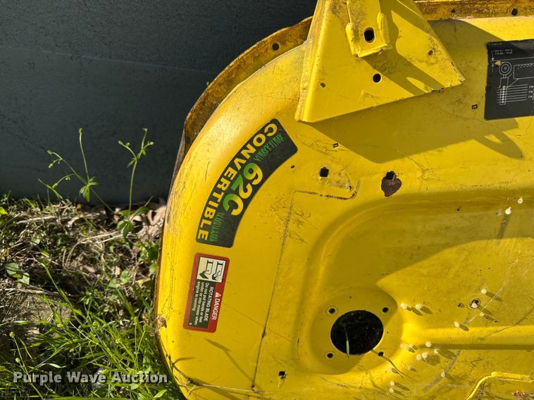 image for item ER0472 John Deere X495 lawn mower