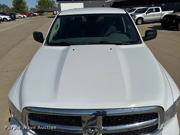 image for item ER0475 2019 RAM 1500 Crew Cab pickup truck