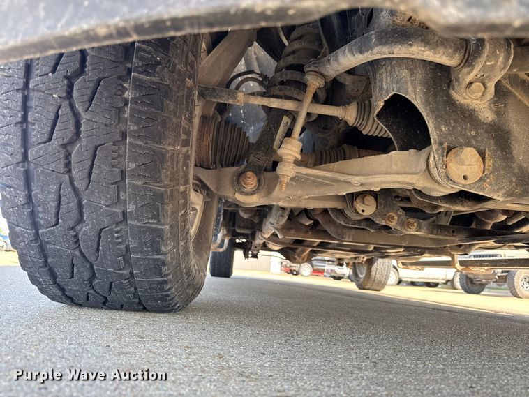 image for item ER0475 2019 RAM 1500 Crew Cab pickup truck