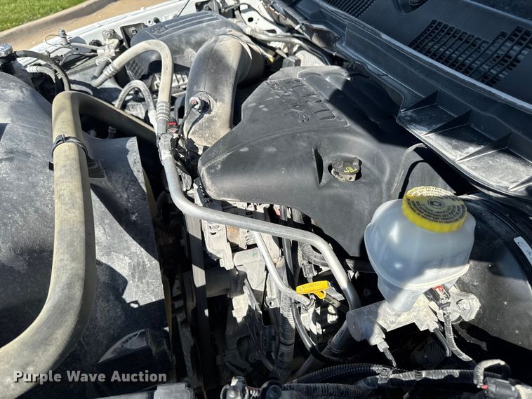 image for item ER0475 2019 RAM 1500 Crew Cab pickup truck