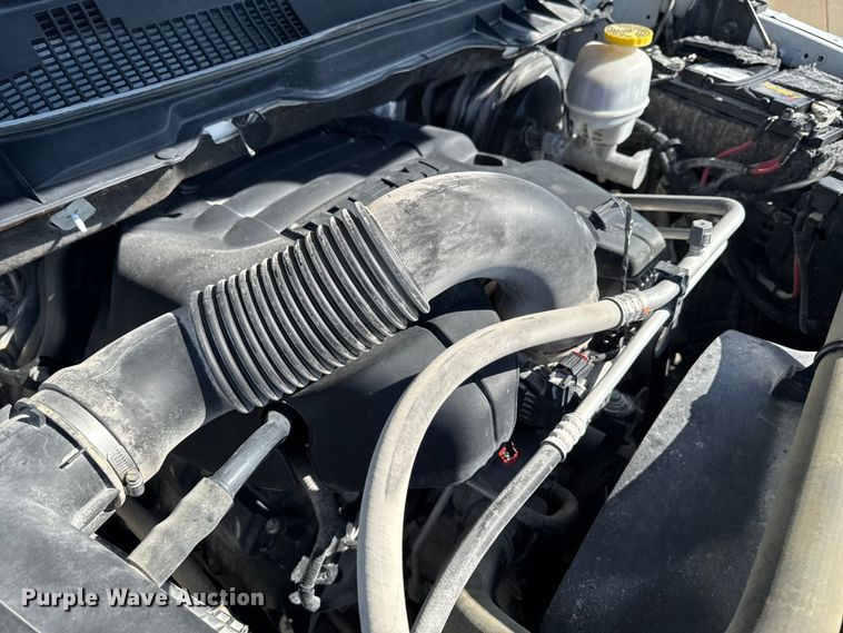 image for item ER0475 2019 RAM 1500 Crew Cab pickup truck