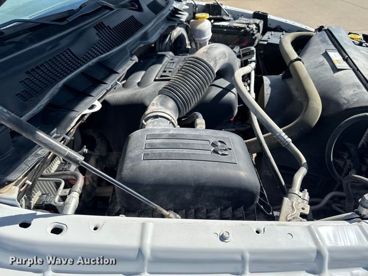 image for item ER0475 2019 RAM 1500 Crew Cab pickup truck