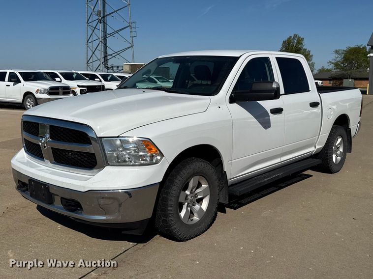 image for item ER0476 2021 RAM 1500 Crew Cab pickup truck