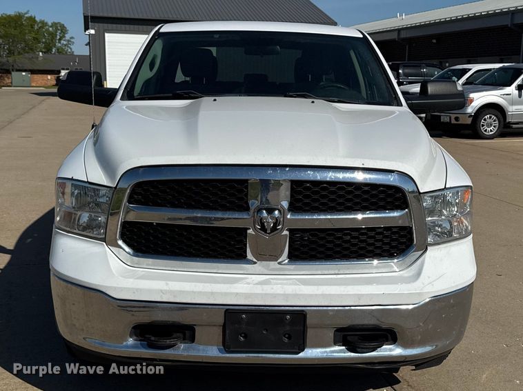 image for item ER0476 2021 RAM 1500 Crew Cab pickup truck
