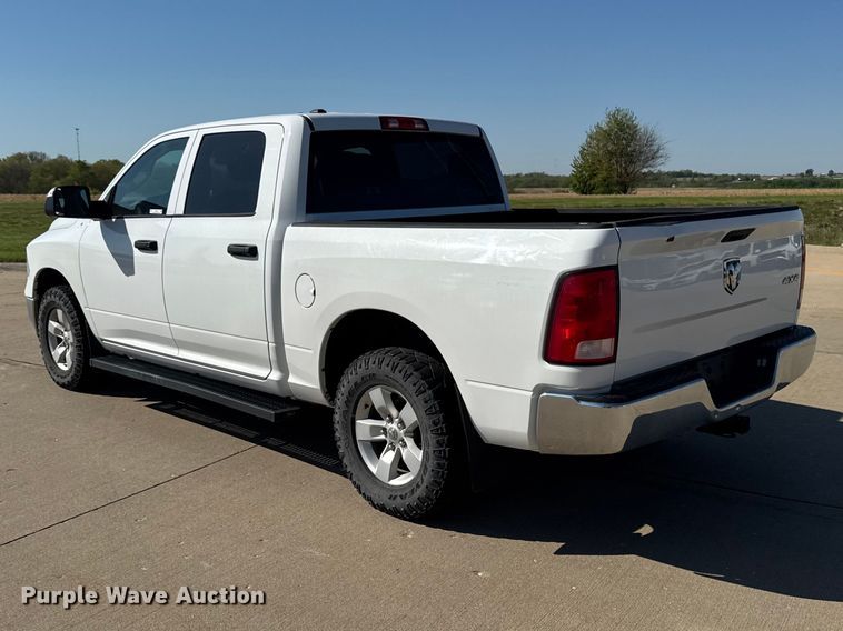 image for item ER0476 2021 RAM 1500 Crew Cab pickup truck