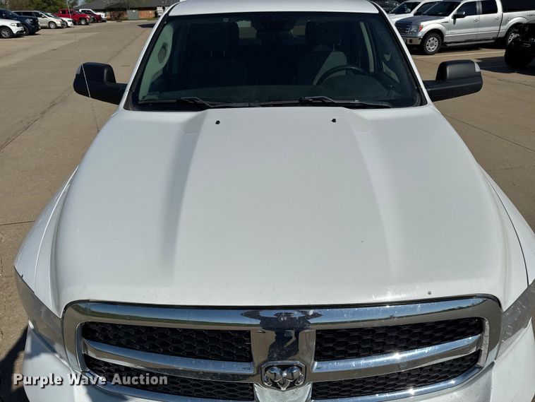 image for item ER0476 2021 RAM 1500 Crew Cab pickup truck