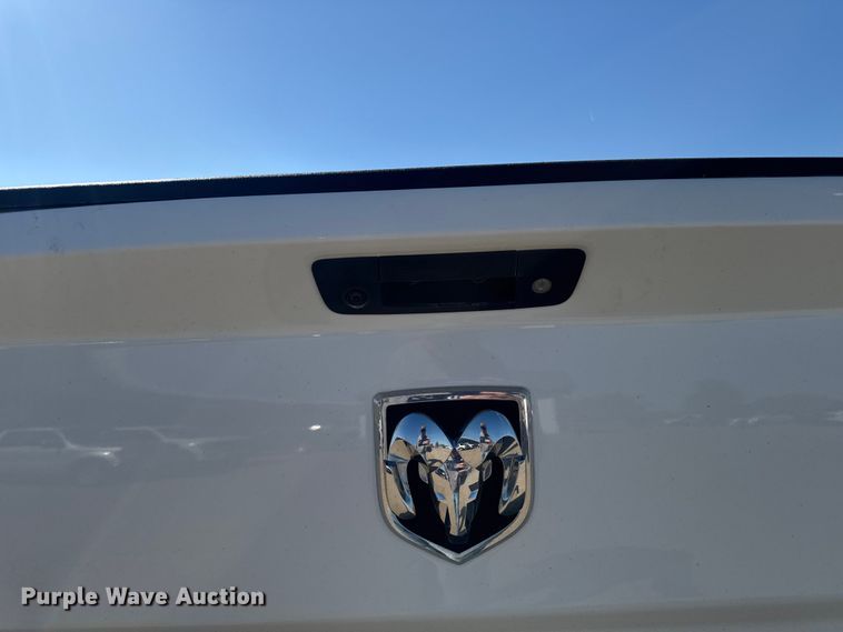 image for item ER0476 2021 RAM 1500 Crew Cab pickup truck