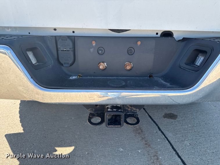 image for item ER0476 2021 RAM 1500 Crew Cab pickup truck