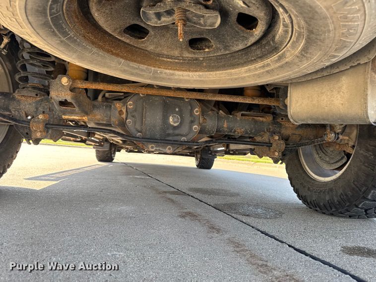 image for item ER0476 2021 RAM 1500 Crew Cab pickup truck
