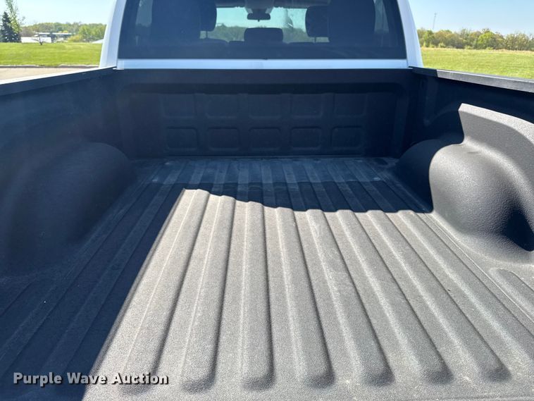 image for item ER0476 2021 RAM 1500 Crew Cab pickup truck