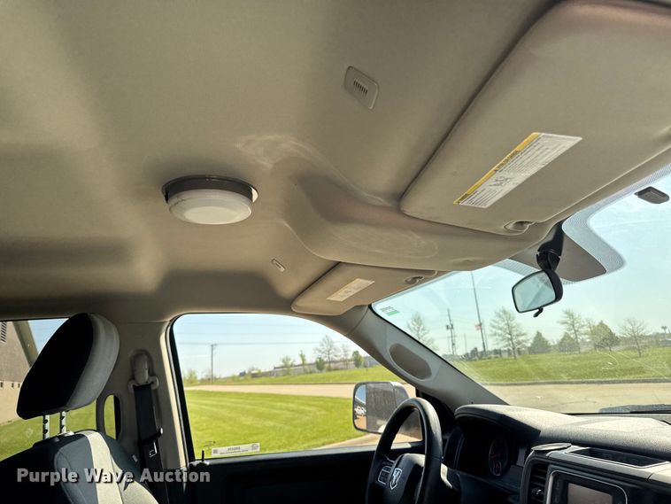 image for item ER0476 2021 RAM 1500 Crew Cab pickup truck