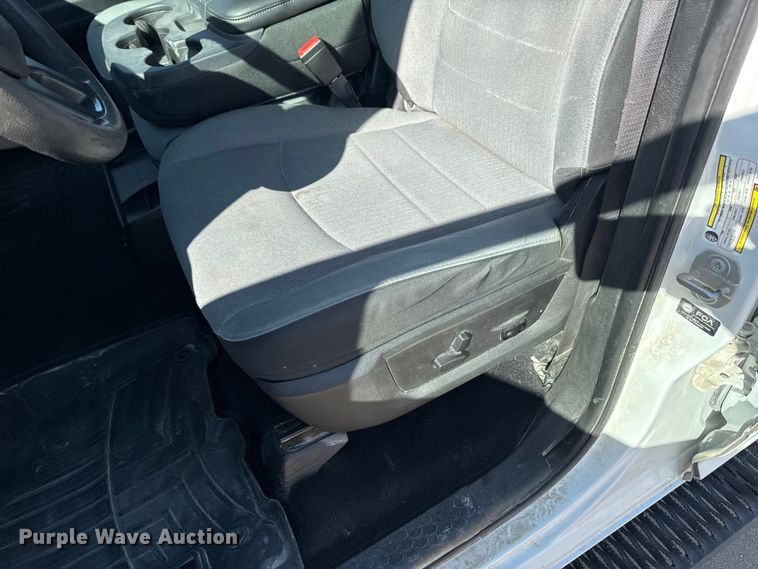 image for item ER0476 2021 RAM 1500 Crew Cab pickup truck