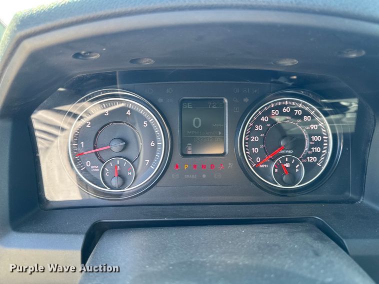 image for item ER0476 2021 RAM 1500 Crew Cab pickup truck