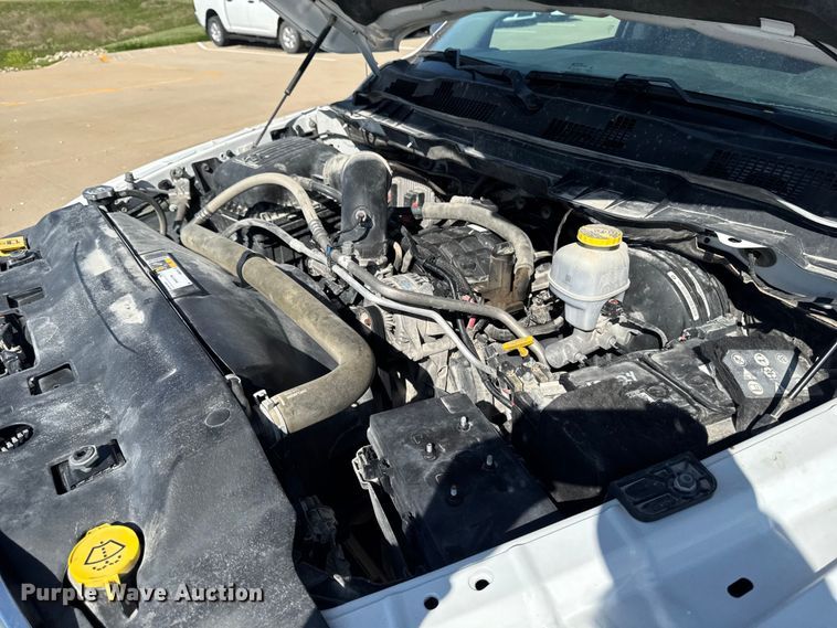 image for item ER0476 2021 RAM 1500 Crew Cab pickup truck