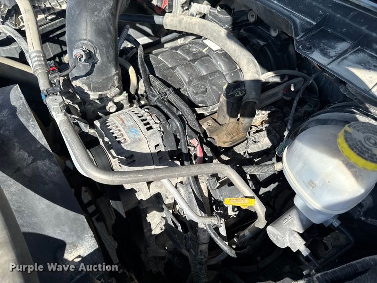 image for item ER0476 2021 RAM 1500 Crew Cab pickup truck