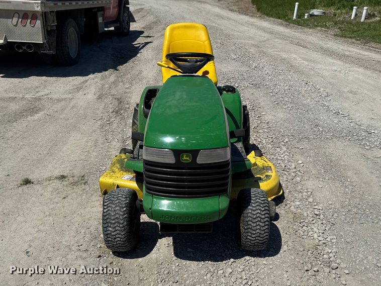 image for item ER0477 John Deere LT180 lawn mower