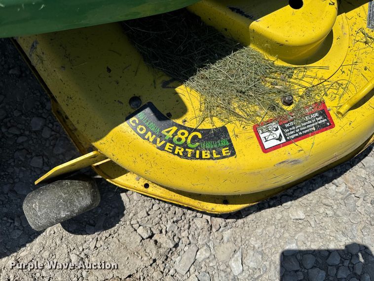 image for item ER0477 John Deere LT180 lawn mower