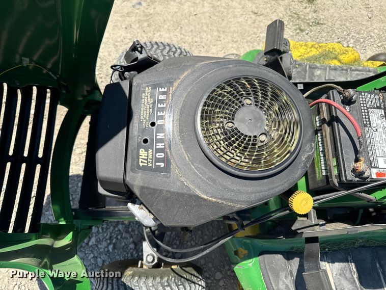 image for item ER0477 John Deere LT180 lawn mower