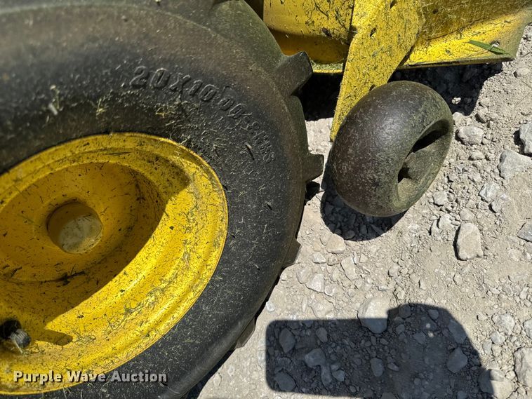 image for item ER0477 John Deere LT180 lawn mower