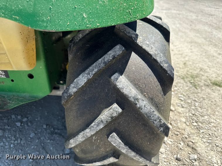 image for item ER0477 John Deere LT180 lawn mower