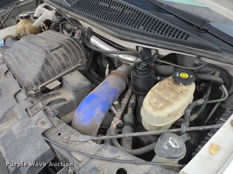 image for item ER1507 2014 Chevrolet Aerotech 4500 Express shuttle bus