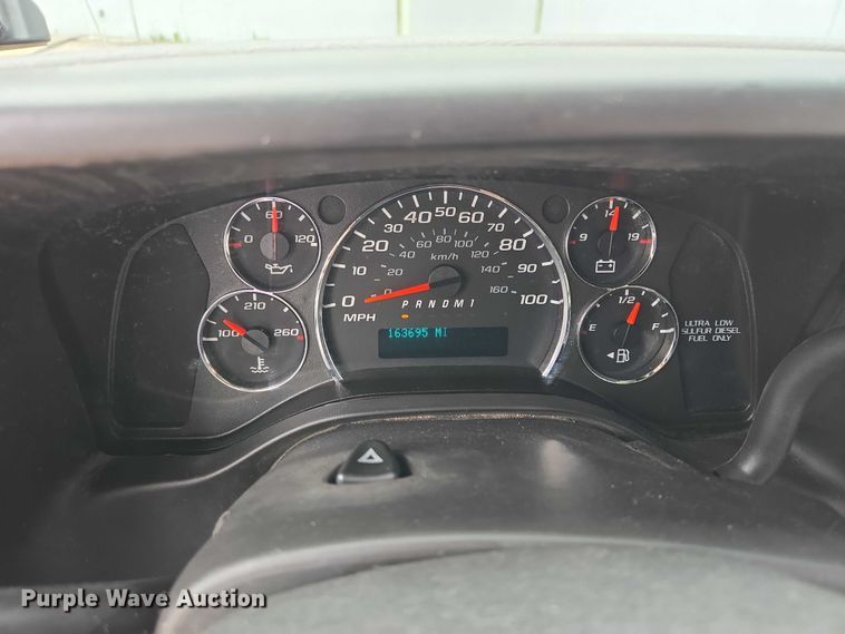 image for item ER1508 2014 Chevrolet Aerotech 4500 Express shuttle bus