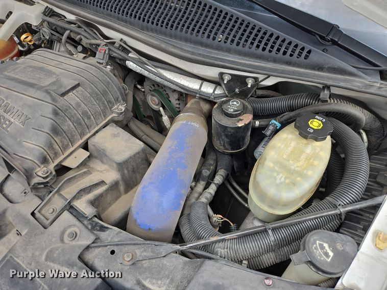 image for item ER1508 2014 Chevrolet Aerotech 4500 Express shuttle bus