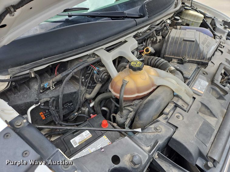 image for item ER1508 2014 Chevrolet Aerotech 4500 Express shuttle bus