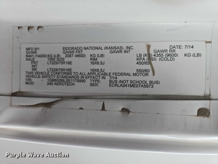 image for item ER1508 2014 Chevrolet Aerotech 4500 Express shuttle bus