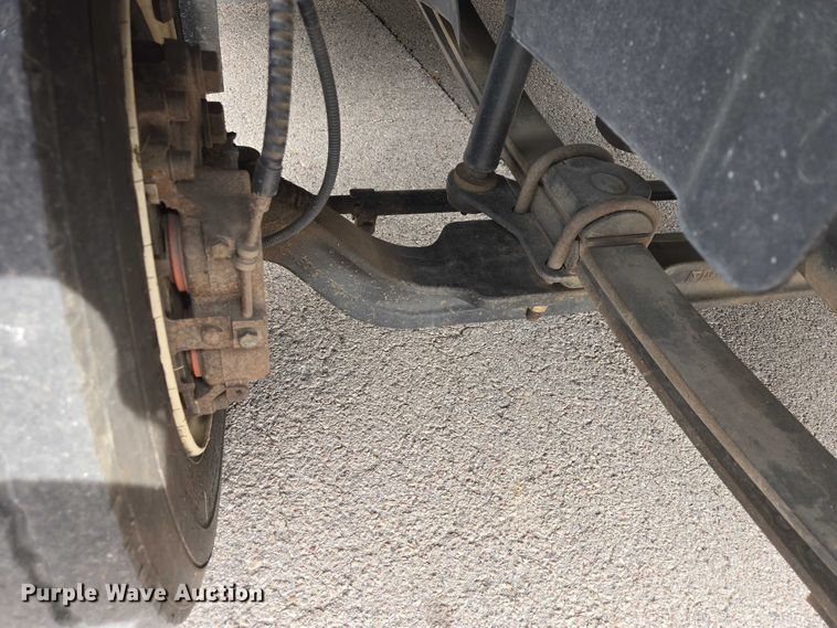 image for item ER1509 2008 GMC Glaval C4500 shuttle bus