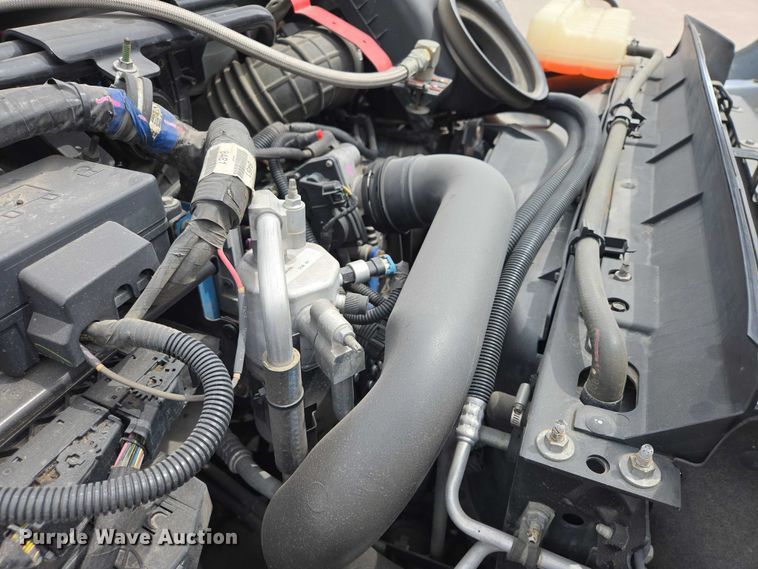 image for item ER1509 2008 GMC Glaval C4500 shuttle bus