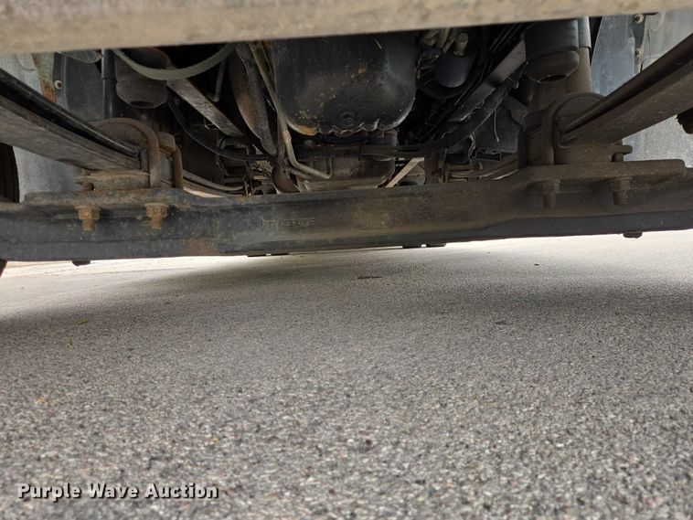 image for item ER1511 2008 GMC Glaval C4500 shuttle bus