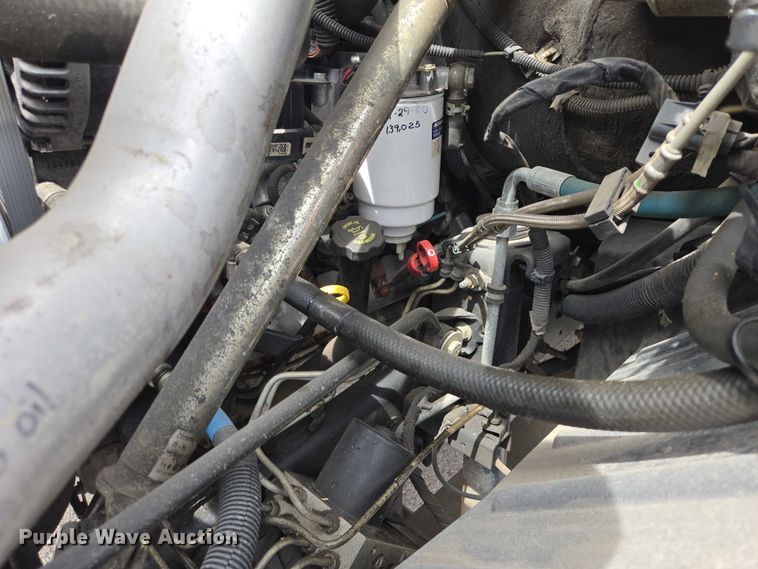 image for item ER1511 2008 GMC Glaval C4500 shuttle bus