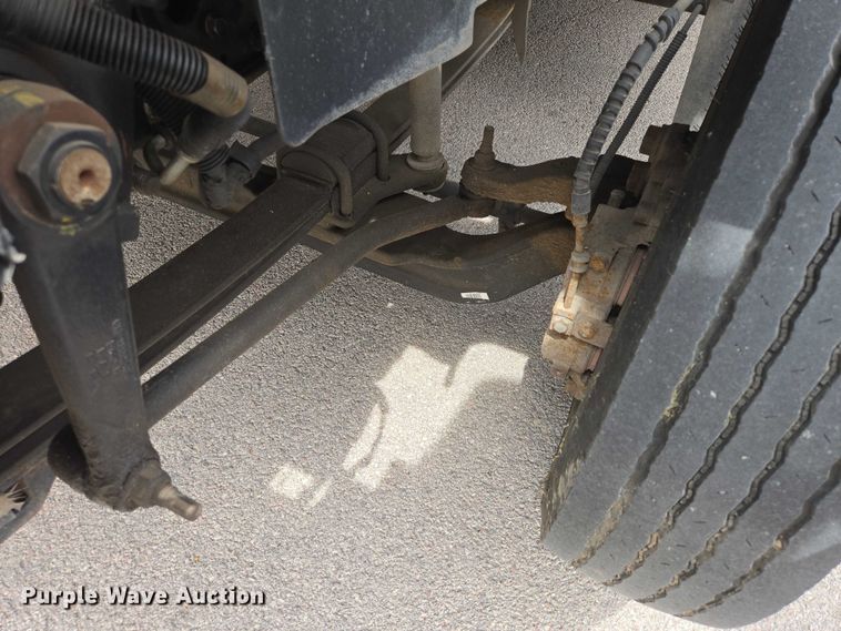 image for item ER1511 2008 GMC Glaval C4500 shuttle bus