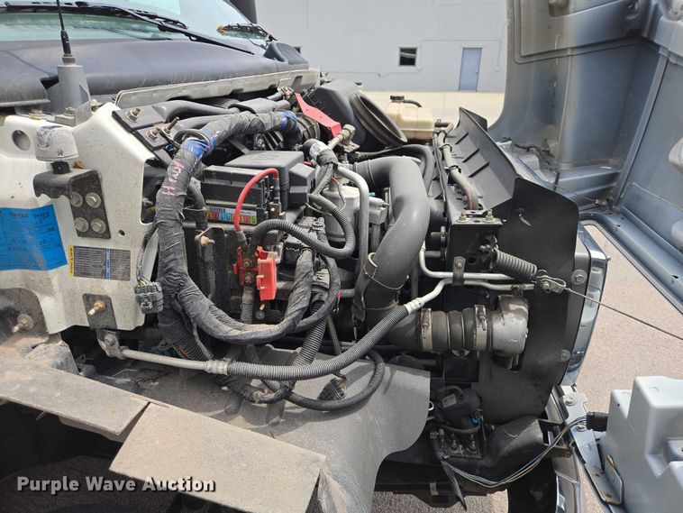 image for item ER1511 2008 GMC Glaval C4500 shuttle bus