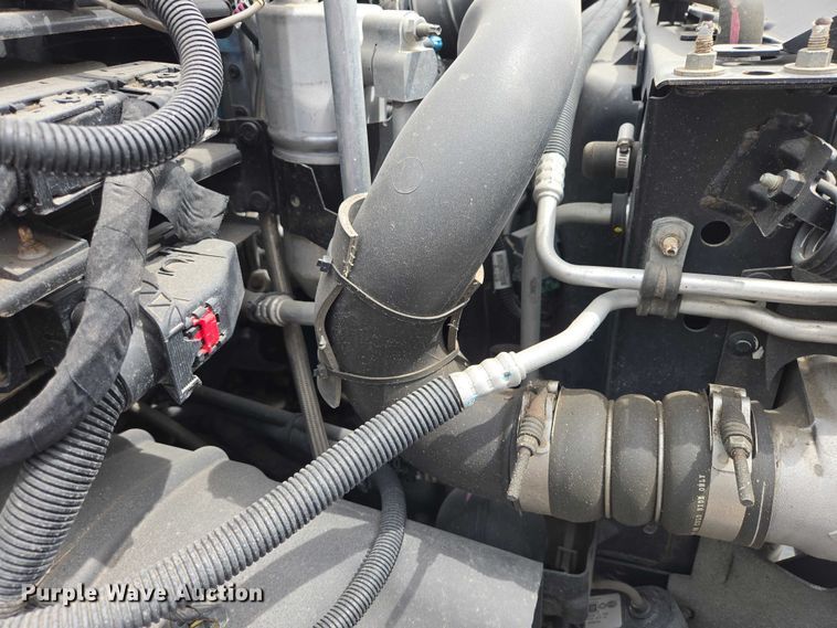 image for item ER1511 2008 GMC Glaval C4500 shuttle bus