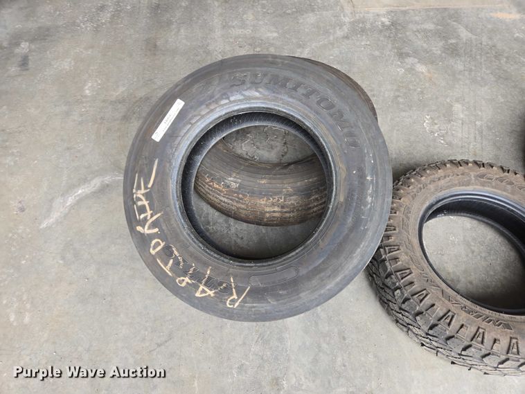 image for item ER1517 (5) tires