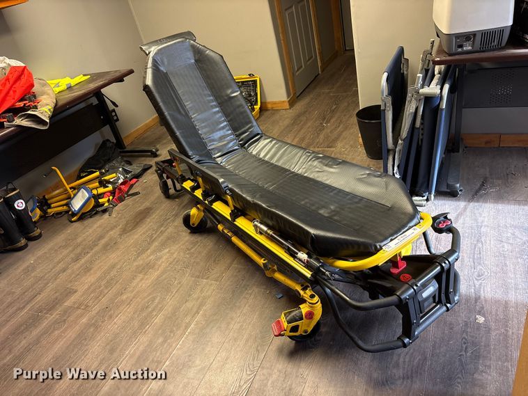 image for item ES8990 Stryker Power Pro XT ambulance cot