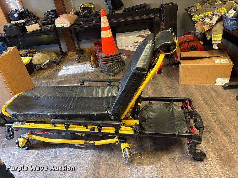 image for item ES8990 Stryker Power Pro XT ambulance cot
