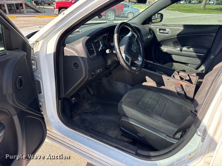 image for item ES8991 2013 Dodge Charger Police 